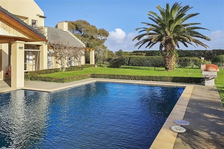 Photo of property in 1125 Glenbrook Road, Glenbrook, Waiuku, 2681