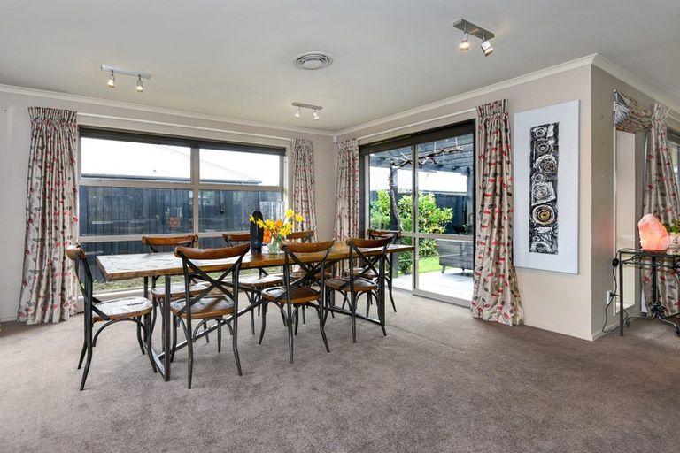 Photo of property in 33 Dryden Avenue, Rolleston, 7614