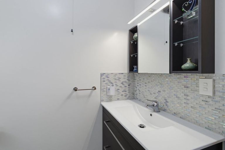 Photo of property in 18 Bell Street, Otane, 4202