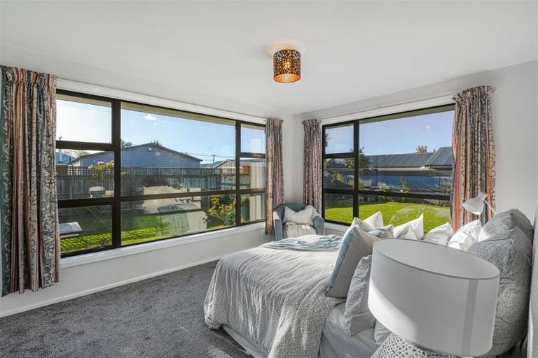 Photo of property in 327 Ferry Road, Waltham, Christchurch, 8011