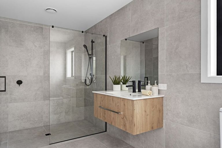 Photo of property in 1/19 Dilworth Street, Riccarton, Christchurch, 8011