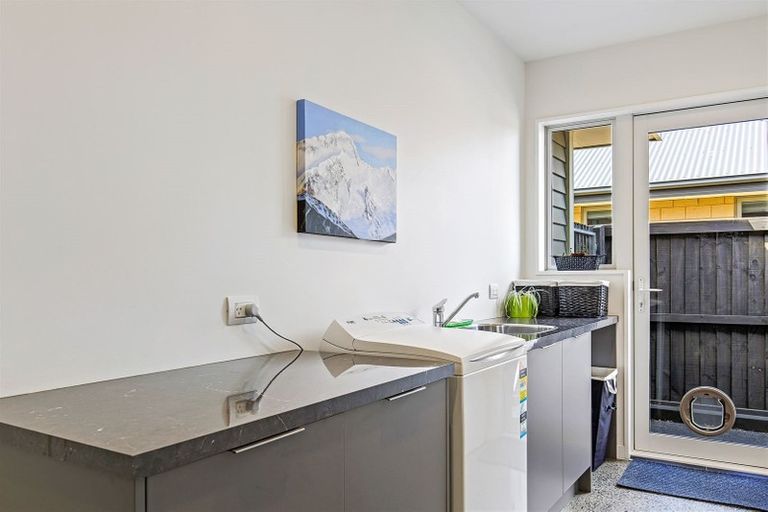 Photo of property in 6 Coachmans Road, Prebbleton, 7604