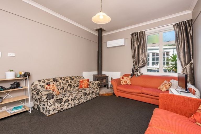 Photo of property in 13 Devon Street, Aro Valley, Wellington, 6021