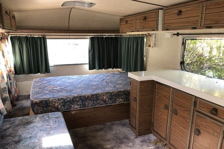 Photo of property in 5 North Street, Mokau, 4376