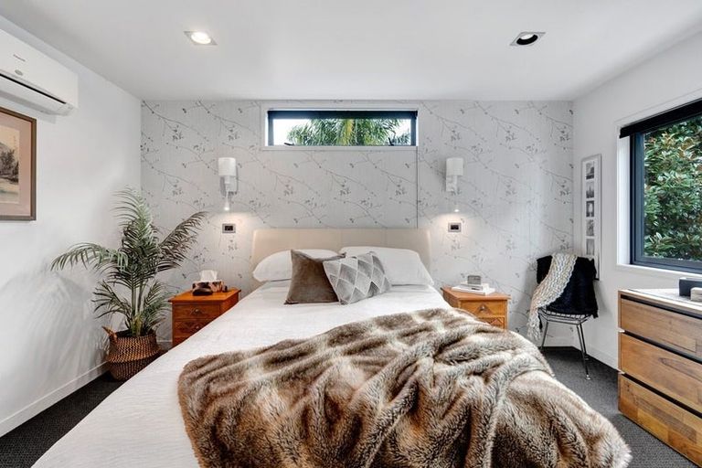 Photo of property in 208 Powderham Street, New Plymouth, 4310