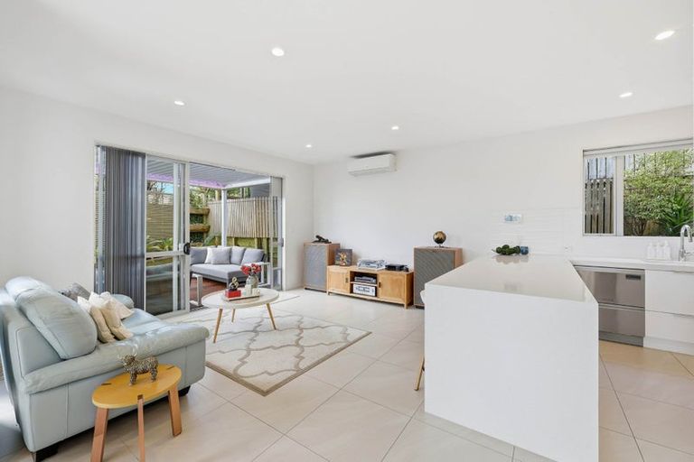 Photo of property in 18b Leafield Crescent, Henderson, Auckland, 0612