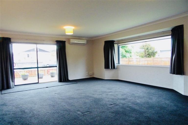 Photo of property in 14a Omata Road, Westown, New Plymouth, 4310