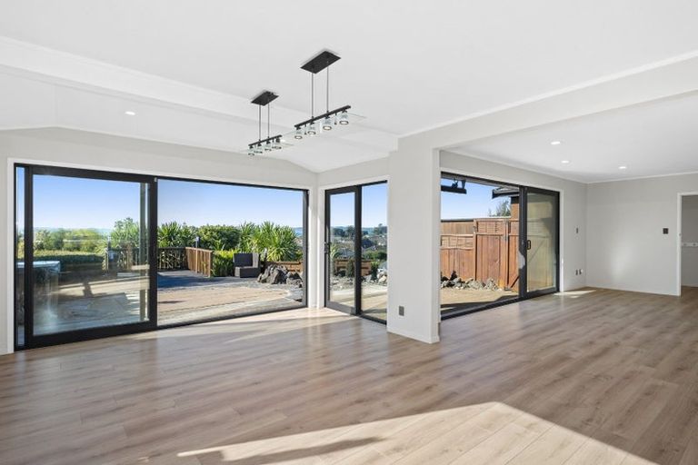 Photo of property in 24 Mccrystal Avenue, Bucklands Beach, Auckland, 2012