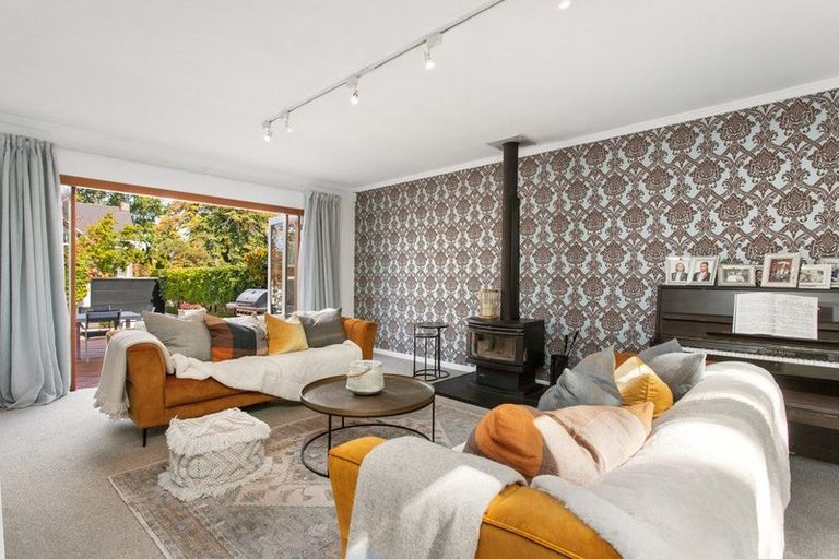 Photo of property in 90 Murray Place, St Albans, Christchurch, 8014