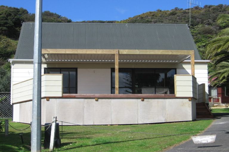 Photo of property in 34 Rewa Place, Russell, 0202