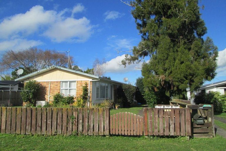 Photo of property in 2/148 Old Farm Road, Hamilton East, Hamilton, 3216