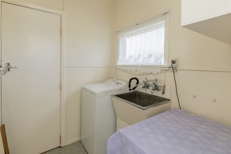 Photo of property in 211a Bath Street, Levin, 5510