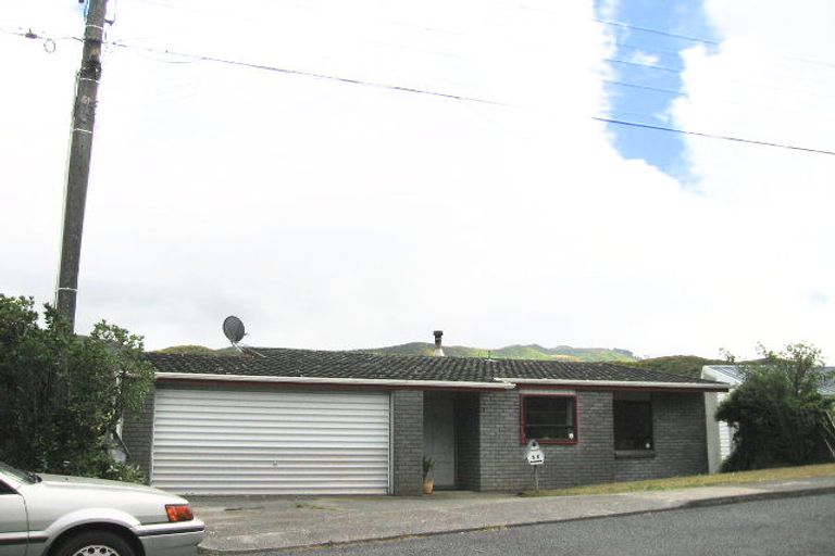 Photo of property in 44 Montreal Grove, Kingston, Wellington, 6021