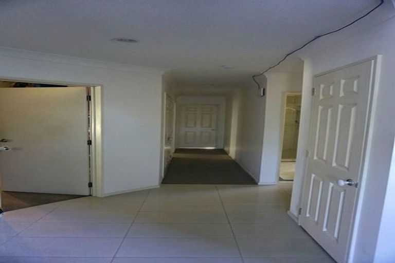 Photo of property in 2/13 Markham Place, Bucklands Beach, Auckland, 2012