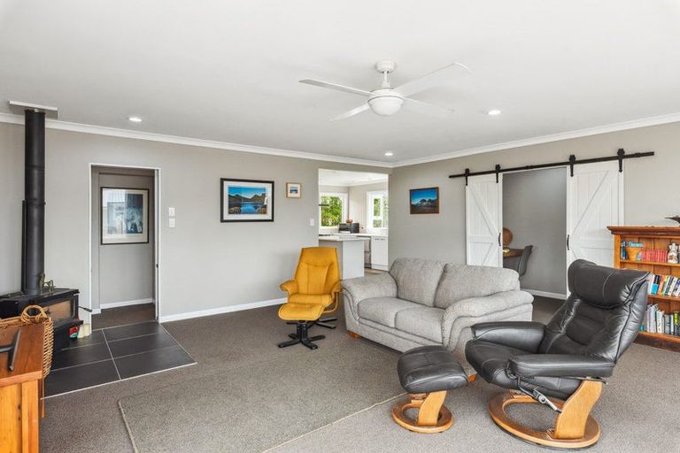 Photo of property in 53a Elizabeth Street, Waikanae, 5036