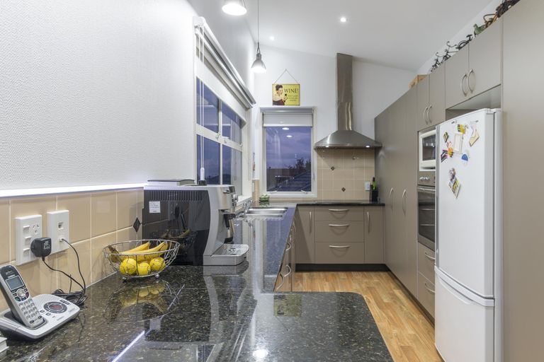 Photo of property in 6b Longwood Lane, Otumoetai, Tauranga, 3110