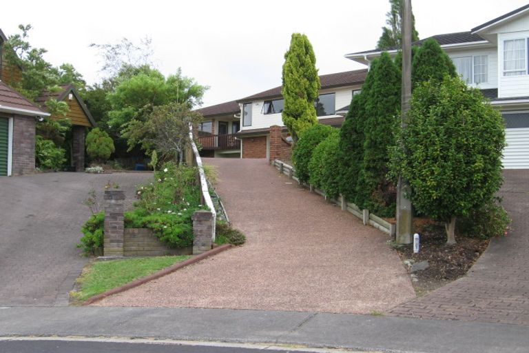 Photo of property in 10 Soling Place, West Harbour, Auckland, 0618