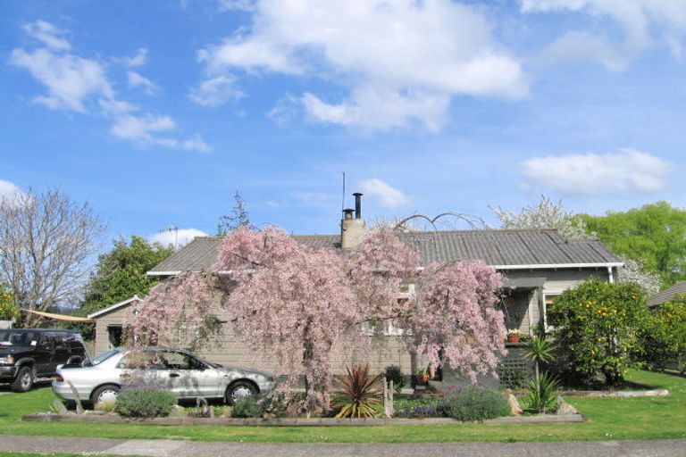 Photo of property in 3 Waiwhero Street, Mangakakahi, Rotorua, 3015