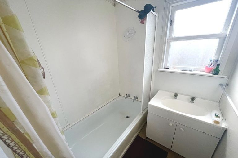 Photo of property in 20 Waipapa Crescent, Otara, Auckland, 2023