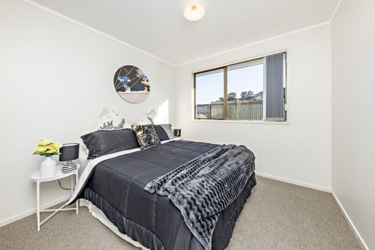 Photo of property in 8 Antalya Place, Manurewa, Auckland, 2102