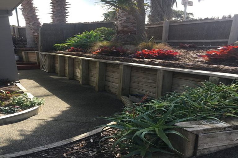 Photo of property in 5 Coralsea Way, Arkles Bay, Whangaparaoa, 0932