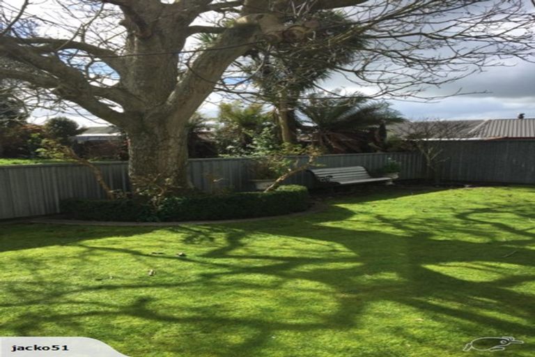 Photo of property in 88 High Street, Eltham, 4322