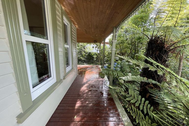 Photo of property in 135 Somerfield Street, Somerfield, Christchurch, 8024