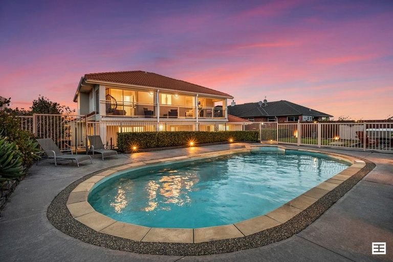 Photo of property in 10 Aurora Avenue, Welcome Bay, Tauranga, 3112