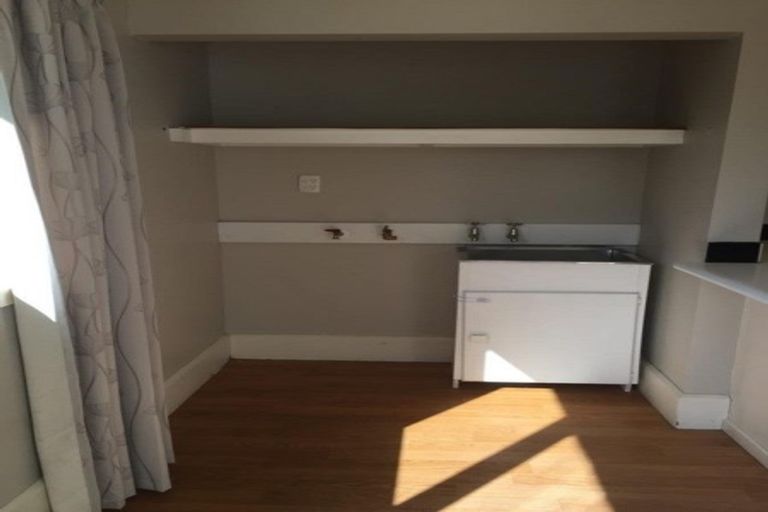 Photo of property in 67 Opawa Road, Waltham, Christchurch, 8023