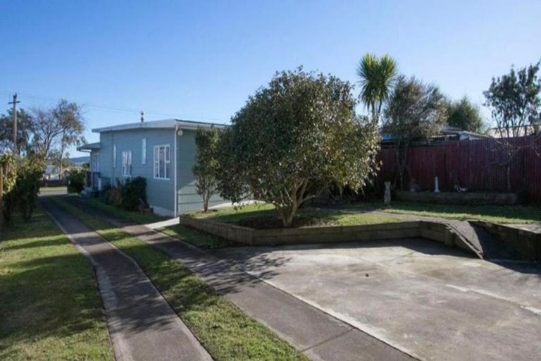 Photo of property in 56 Taupo View Road, Taupo, 3330