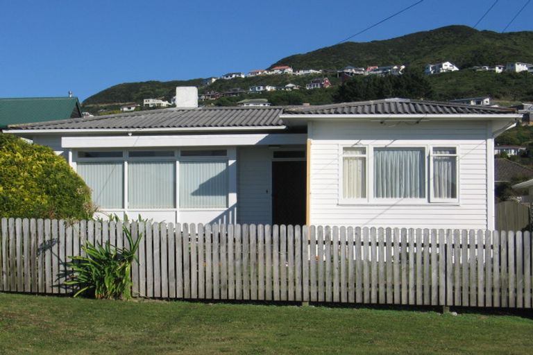 Photo of property in 9 Sim Street, Johnsonville, Wellington, 6037