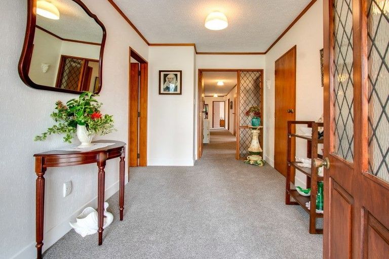 Photo of property in 39 Auckland Road, Greenmeadows, Napier, 4112