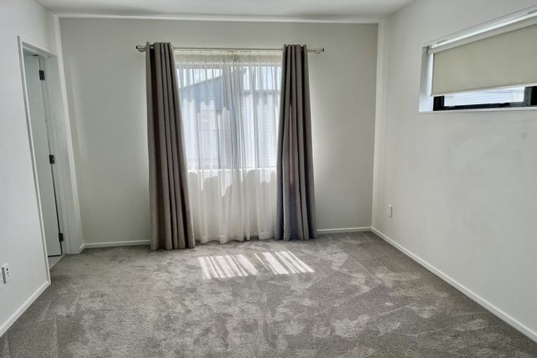 Photo of property in 1 Faithful Drive, Karaka, Papakura, 2113