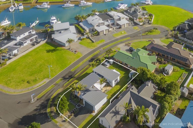 Photo of property in 2 Pelican Place, Whitianga, 3510