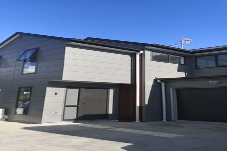 Photo of property in 124b Cambridge Terrace, Fairfield, Lower Hutt, 5011