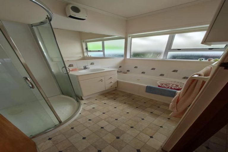 Photo of property in 16 Pelorus Place, Pakuranga, Auckland, 2010