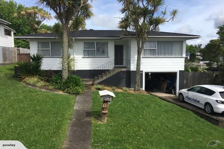 Photo of property in 15 Hewlett Road, Massey, Auckland, 0614