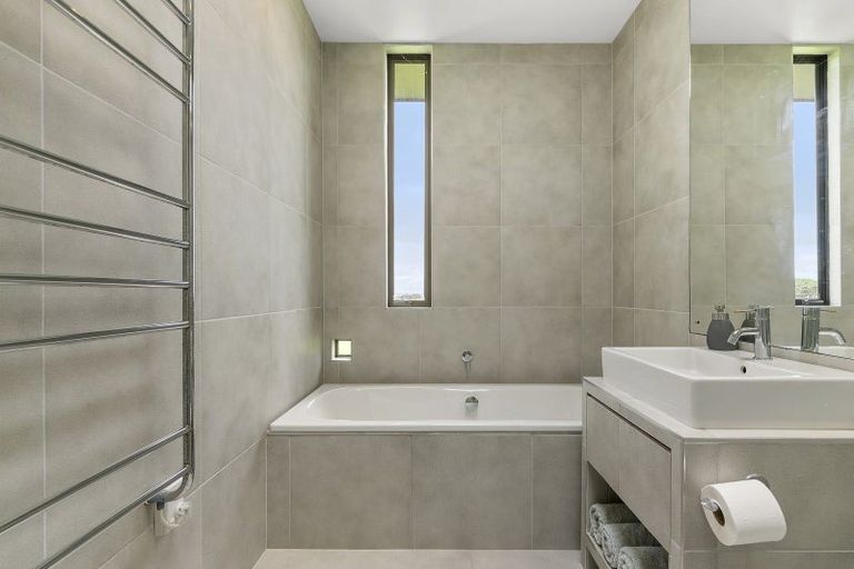 Photo of property in 193 Urquhart Road, Karaka, Papakura, 2580