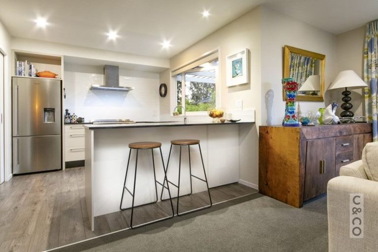 Photo of property in 23 Dida Park Drive, Kumeu, 0810