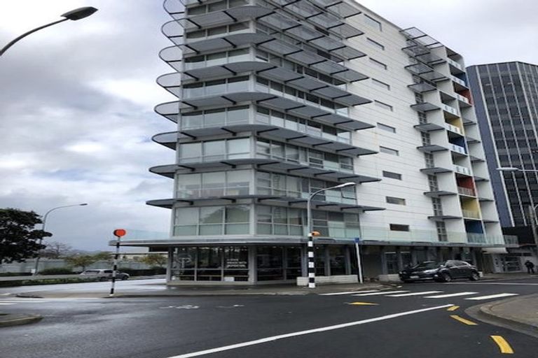 Photo of property in Summit Apartments, 20/184 Molesworth Street, Thorndon, Wellington, 6011