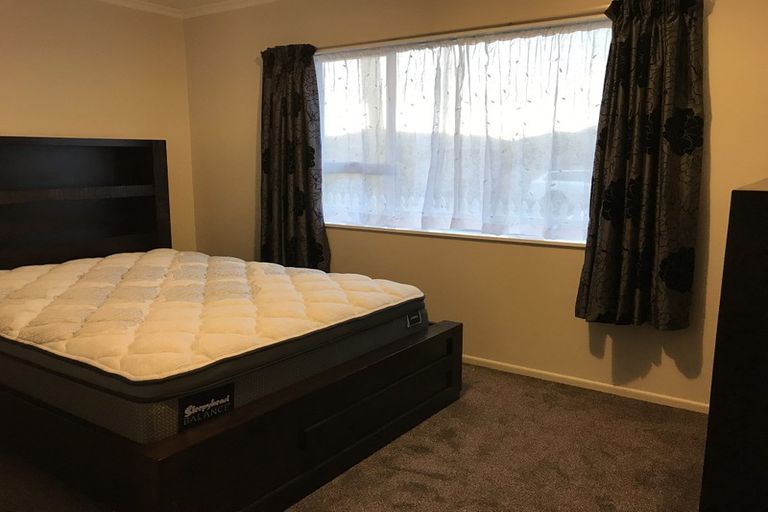 Photo of property in 21 Bulteel Street, New Plymouth, 4310