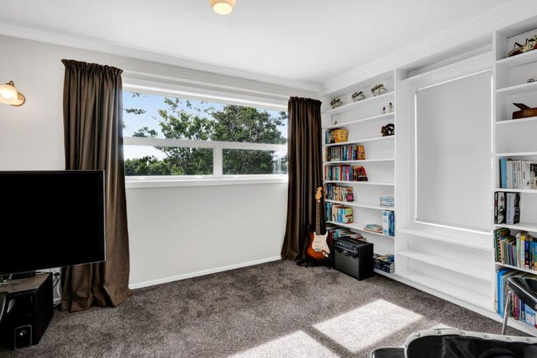 Photo of property in 228a Omata Road, Spotswood, New Plymouth, 4310