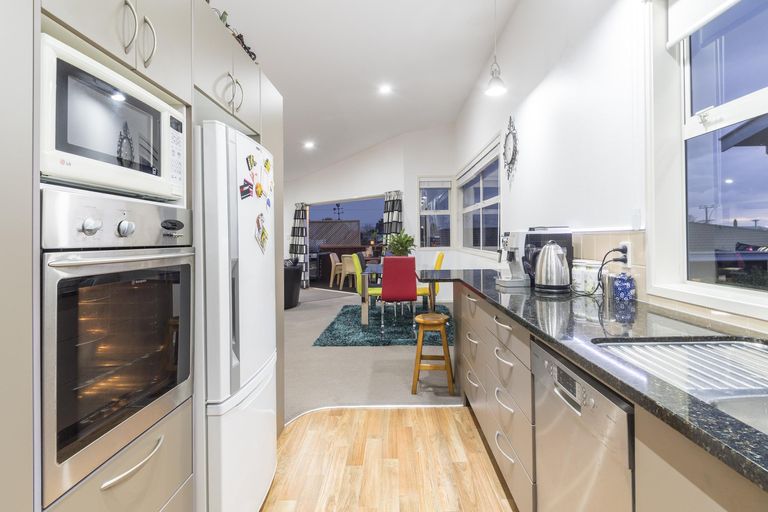 Photo of property in 6b Longwood Lane, Otumoetai, Tauranga, 3110