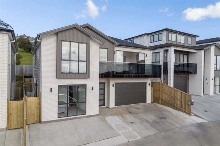 Photo of property in 3 Rakiraki Place, Flat Bush, Auckland, 2019