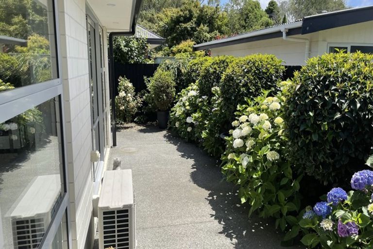 Photo of property in 3/502 Harewood Road, Harewood, Christchurch, 8051