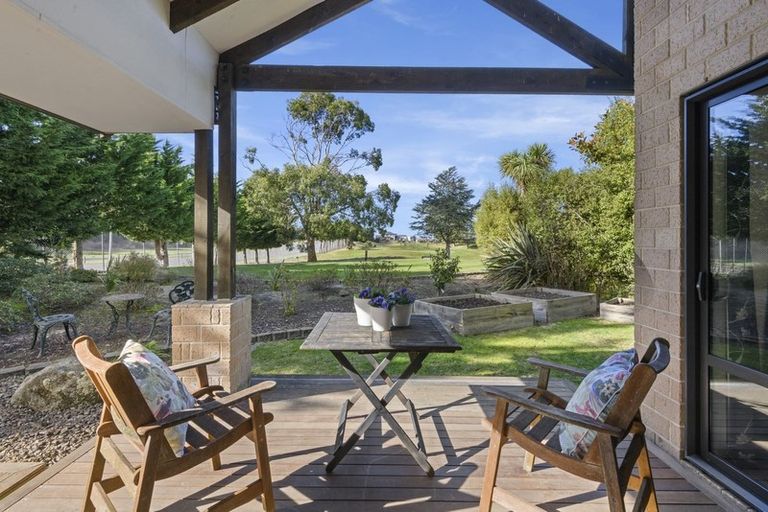 Photo of property in 570 Bower Avenue, Parklands, Christchurch, 8083