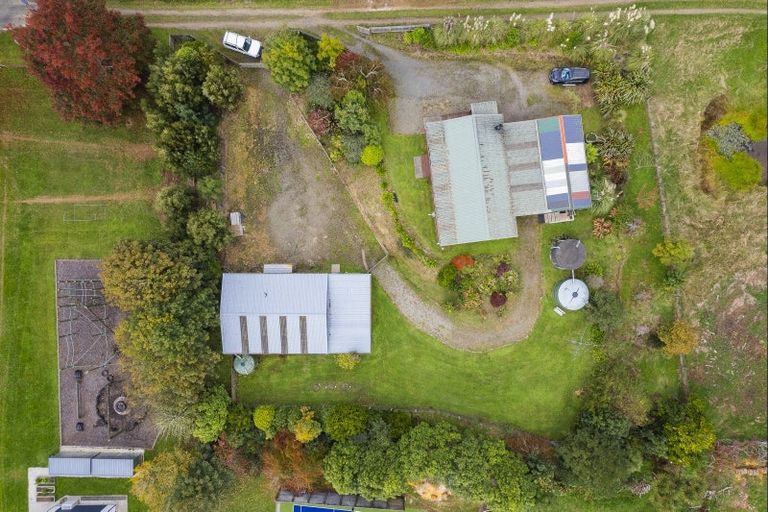 Photo of property in 10 Kirk Street, Matawai, 4075