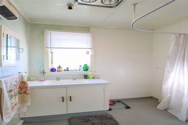 Photo of property in 4 Smith Street, Waimate, 7924