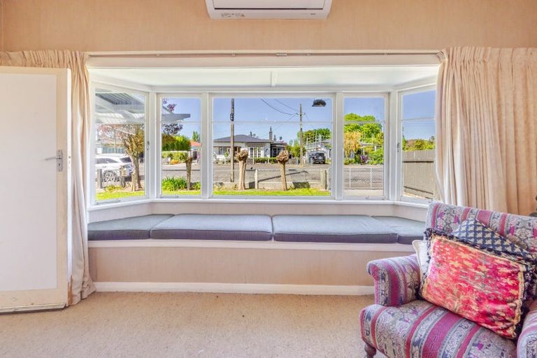 Photo of property in 1 Union Street, Waipawa, 4210