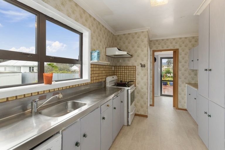 Photo of property in 46 Rugby Street, Levin, 5510